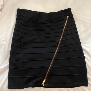 Romeo & Juliet Sexy black skirt only wore once